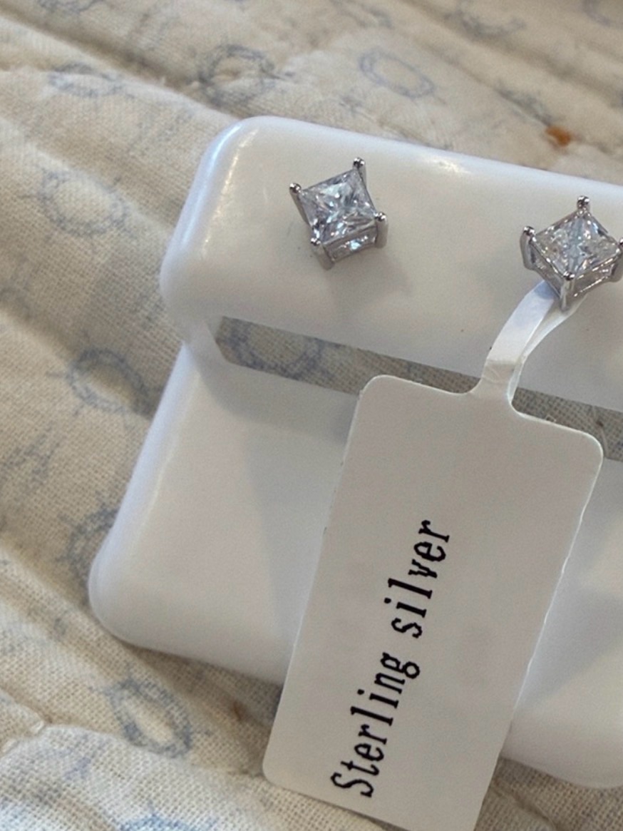4 Mm Moissanite Sterling Silver Princess-Cut Cz Stud Earrings - Silver